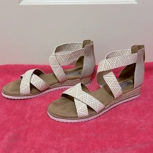 Women's Beige Woven Strappy Sandals